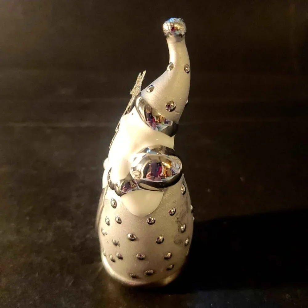 Pier 1 Imports Santa Pere Claus Christmas Ceramic Noel Figurine/Ornament